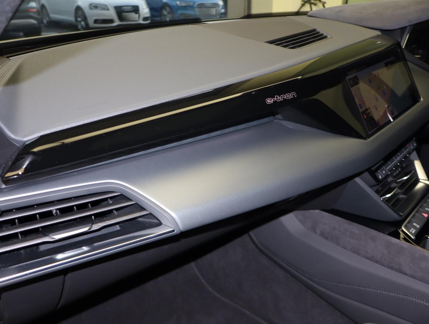 Image about Audi e-tron GT e-tron GT quattro 350,00 kW