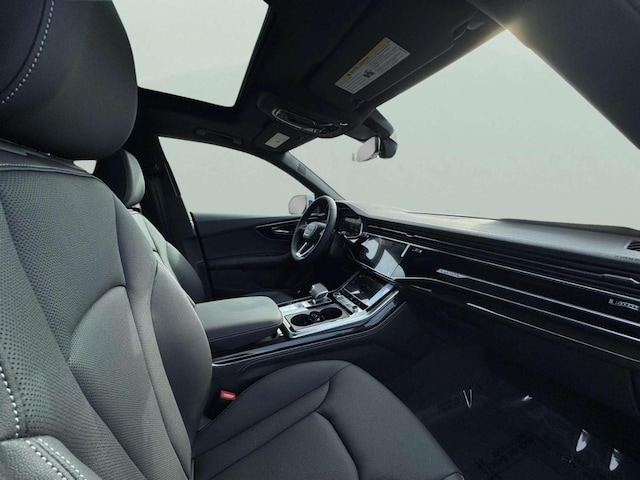 2026 Audi Q8 Premium Plus - Photo 17