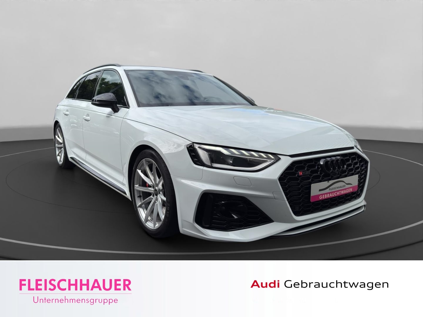 Bild über Audi RS 4 Avant TFSI quattro tiptronic - für weitere Informationen kontaktieren Sie den Audi Partner