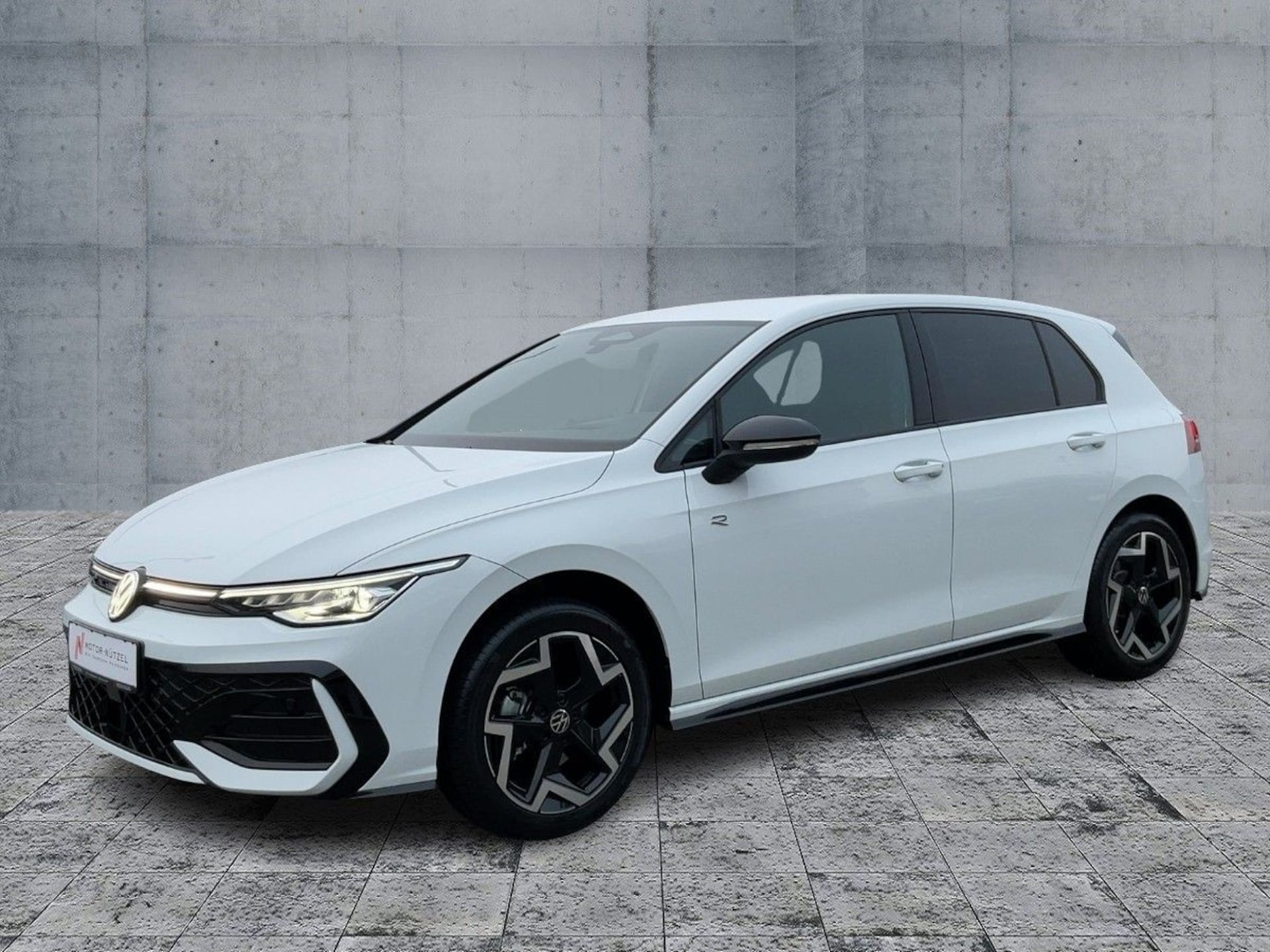 Volkswagen Golf R-Line