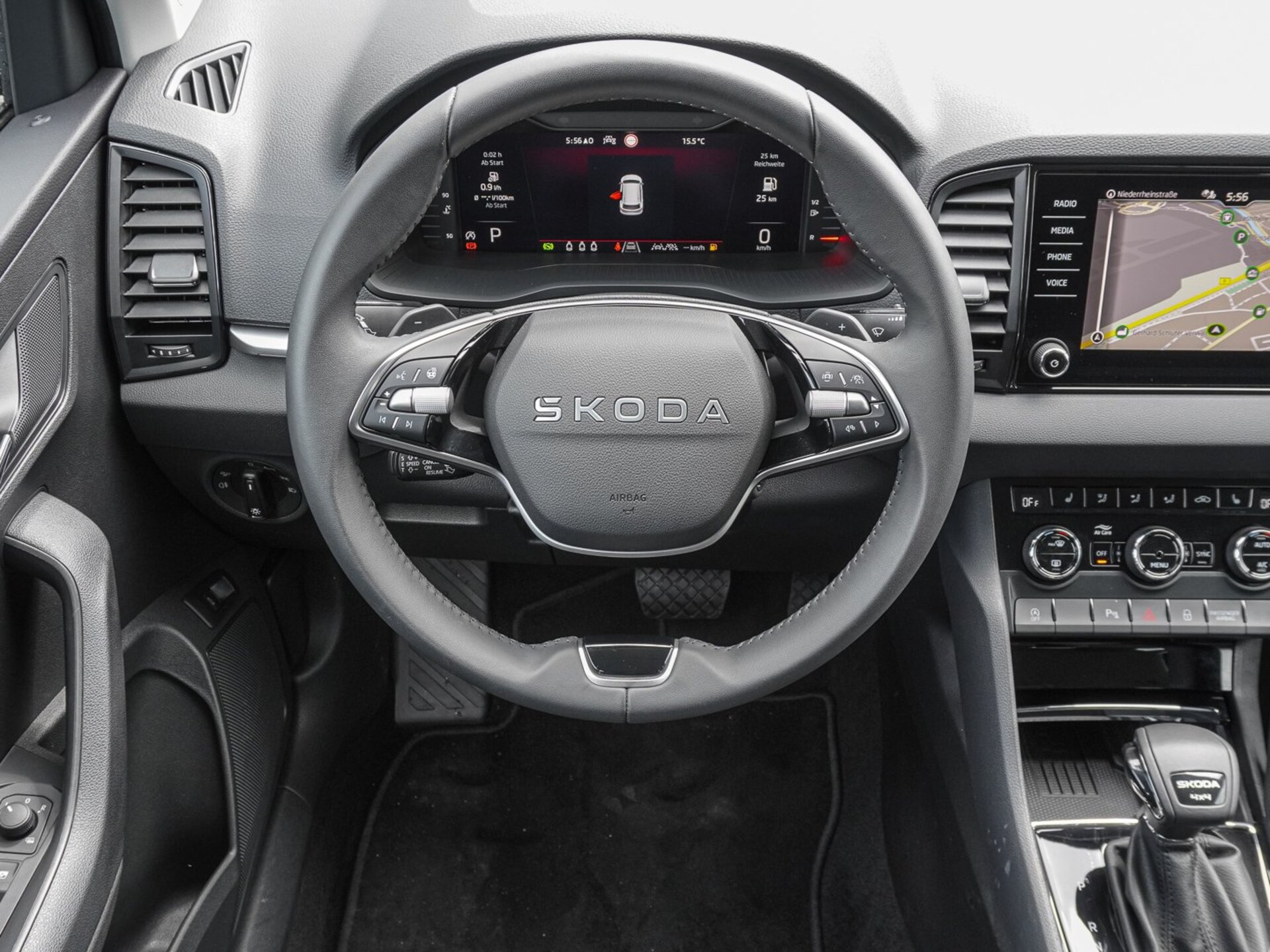 Skoda Karoq Tour