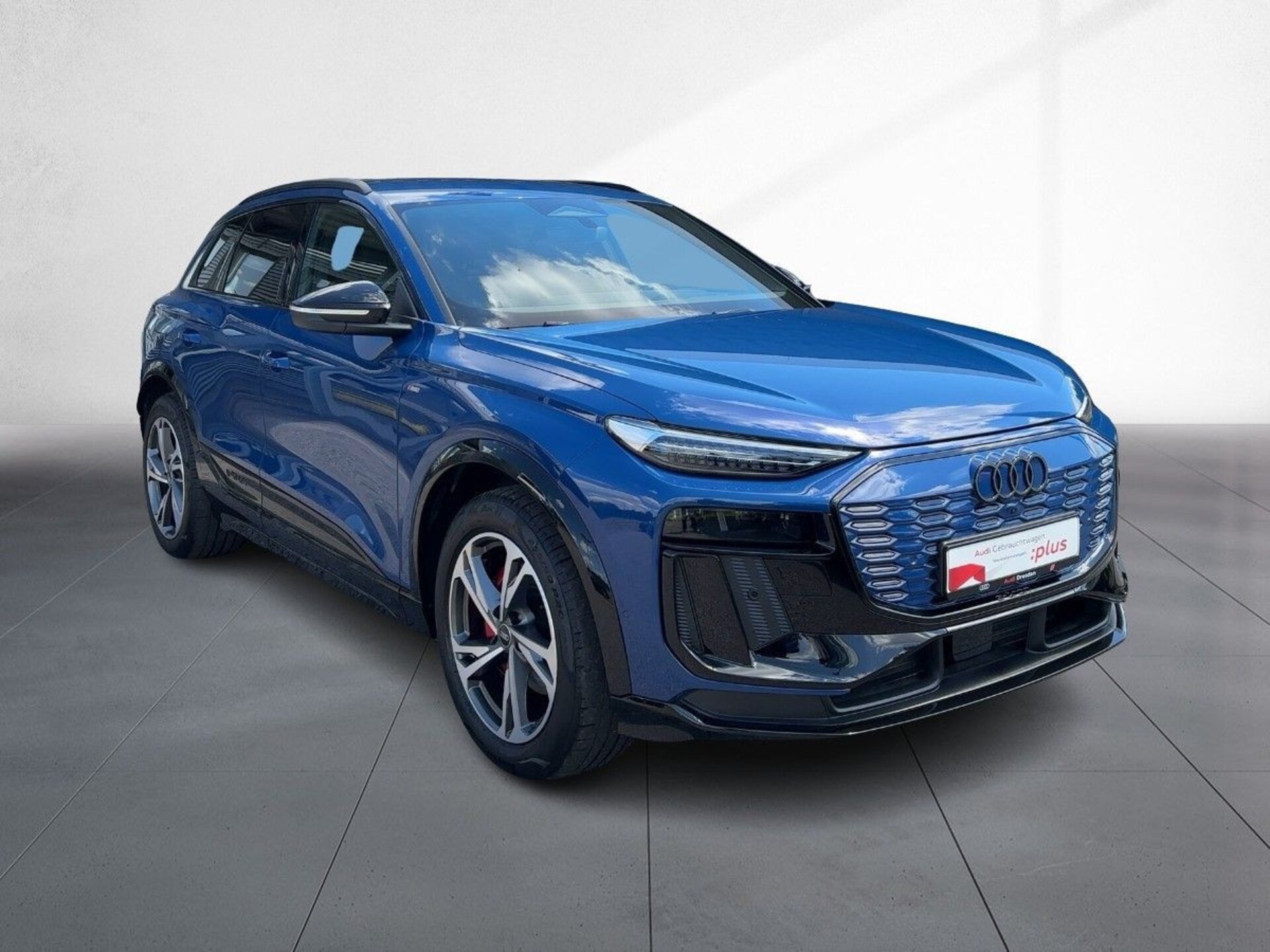 Audi Q6 SUV e-tron