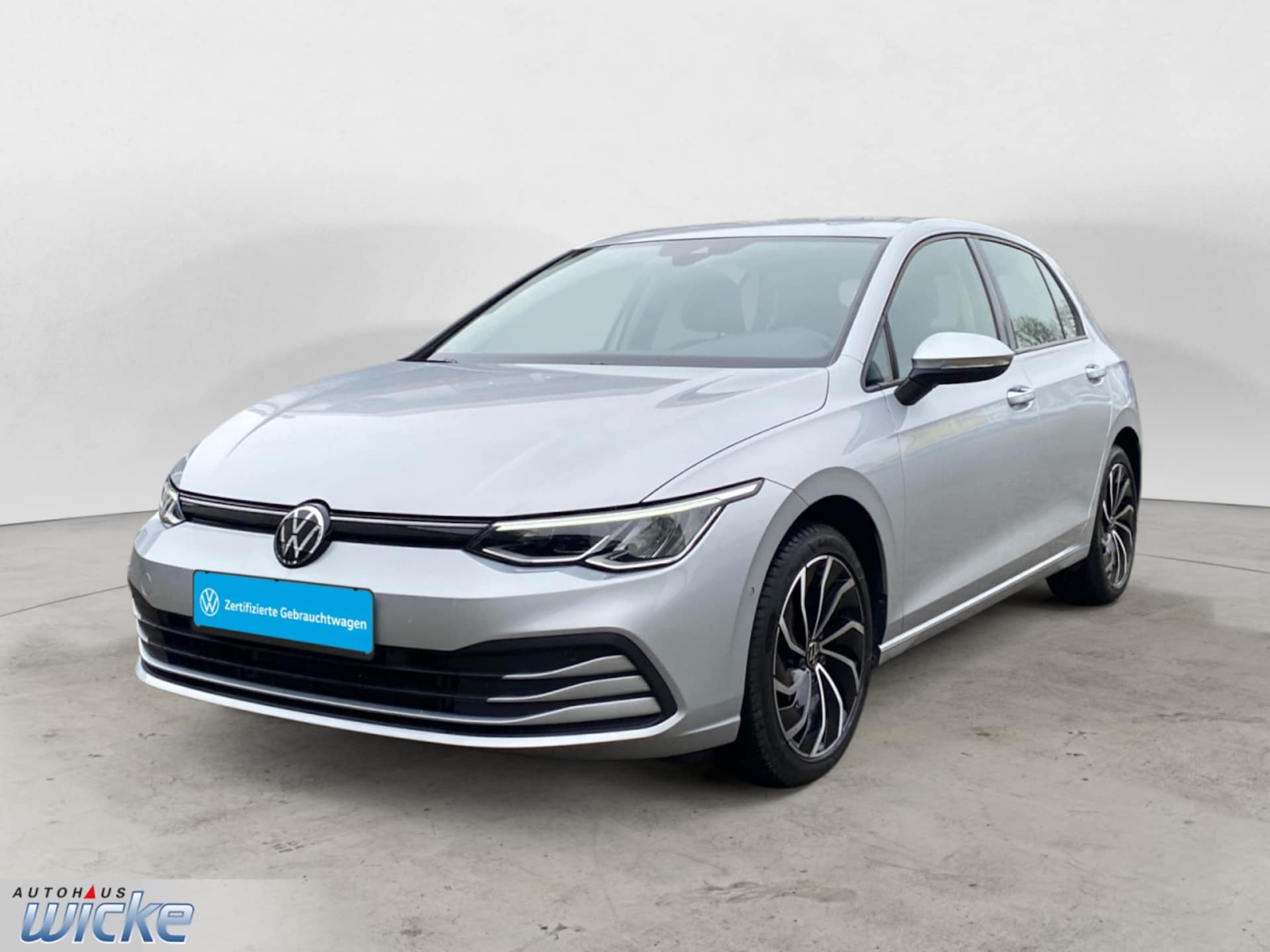 Volkswagen Golf Life