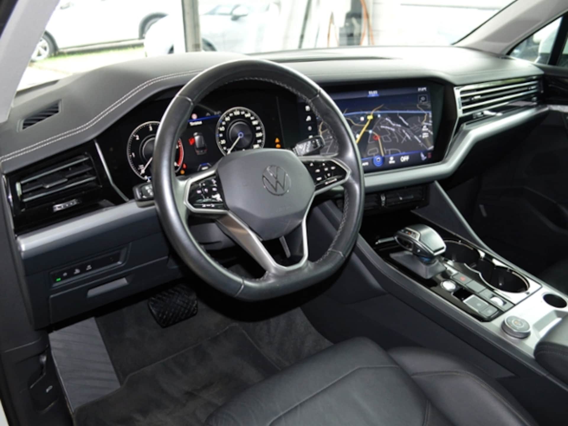 Volkswagen Touareg Basis-Modell