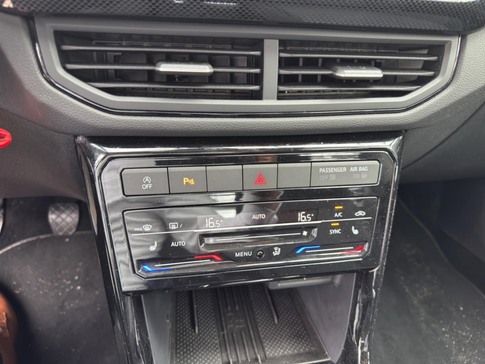 Volkswagen T-Cross – Bild 24