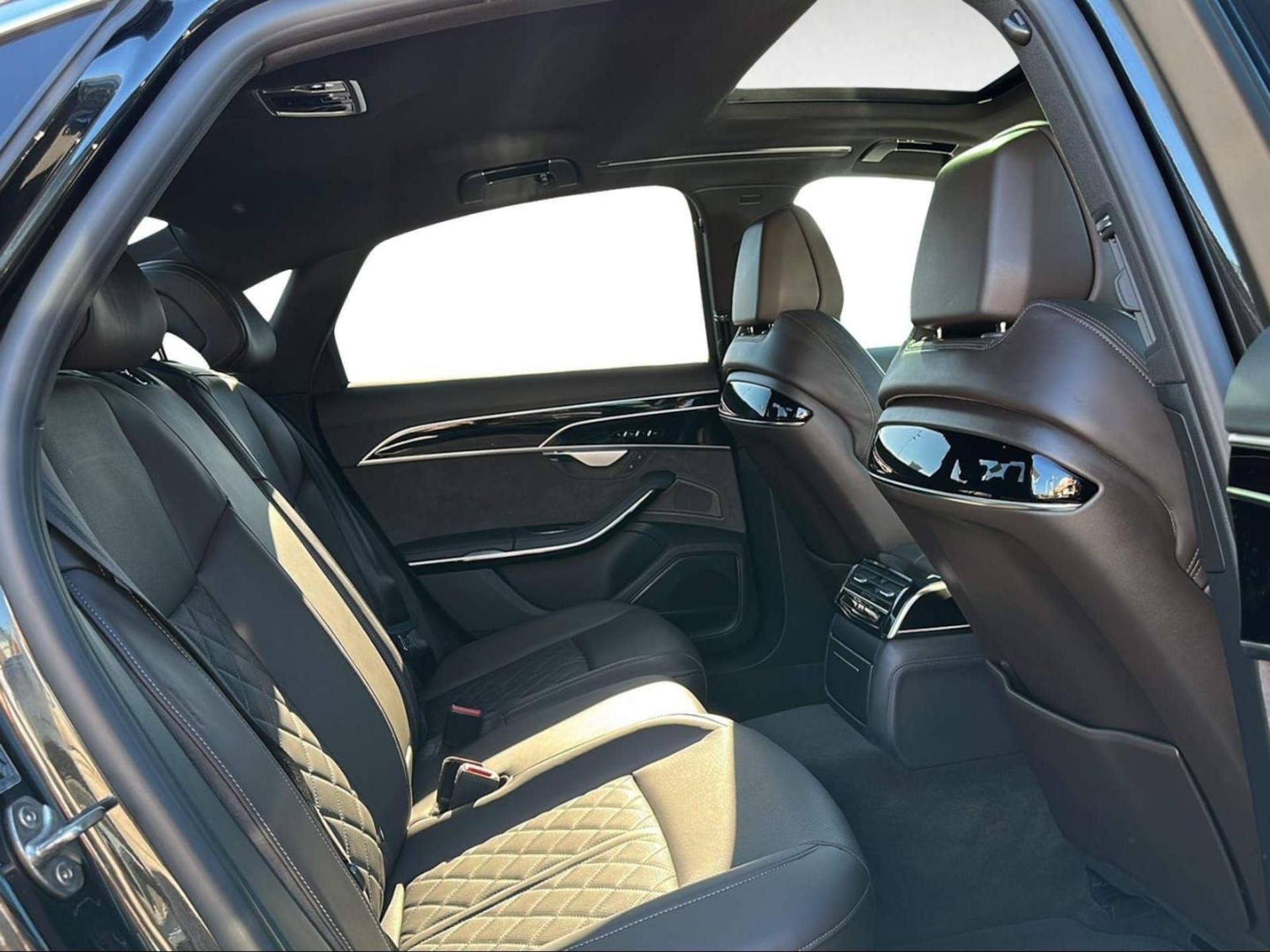 Audi A8 TFSI e