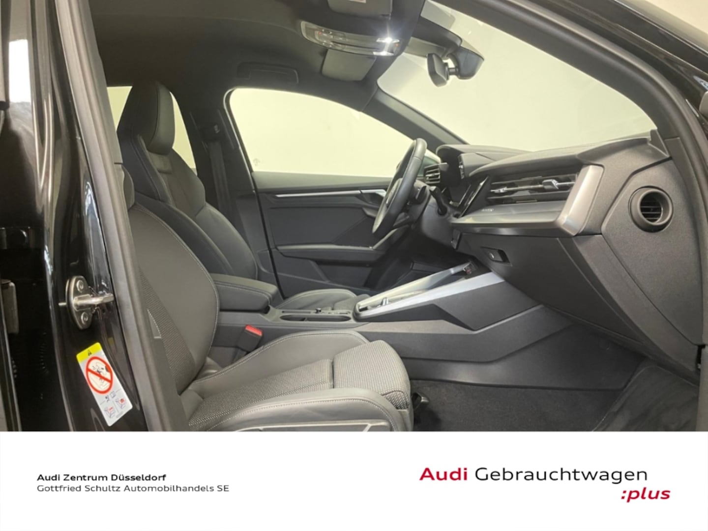 Bild über Audi S3 Sportback TFSI quattro S tronic - für weitere Informationen kontaktieren Sie den Audi Partner