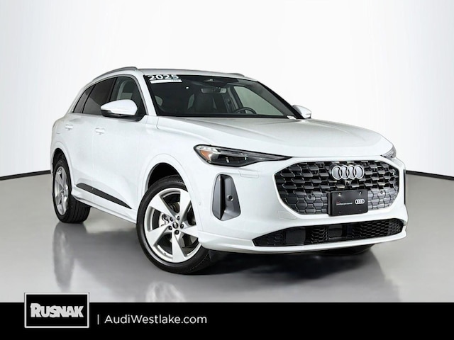 Photo of 2025 Audi Q5