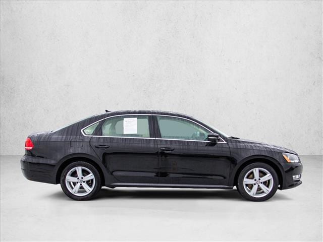 2015 VOLKSWAGEN PASSAT - Image 4