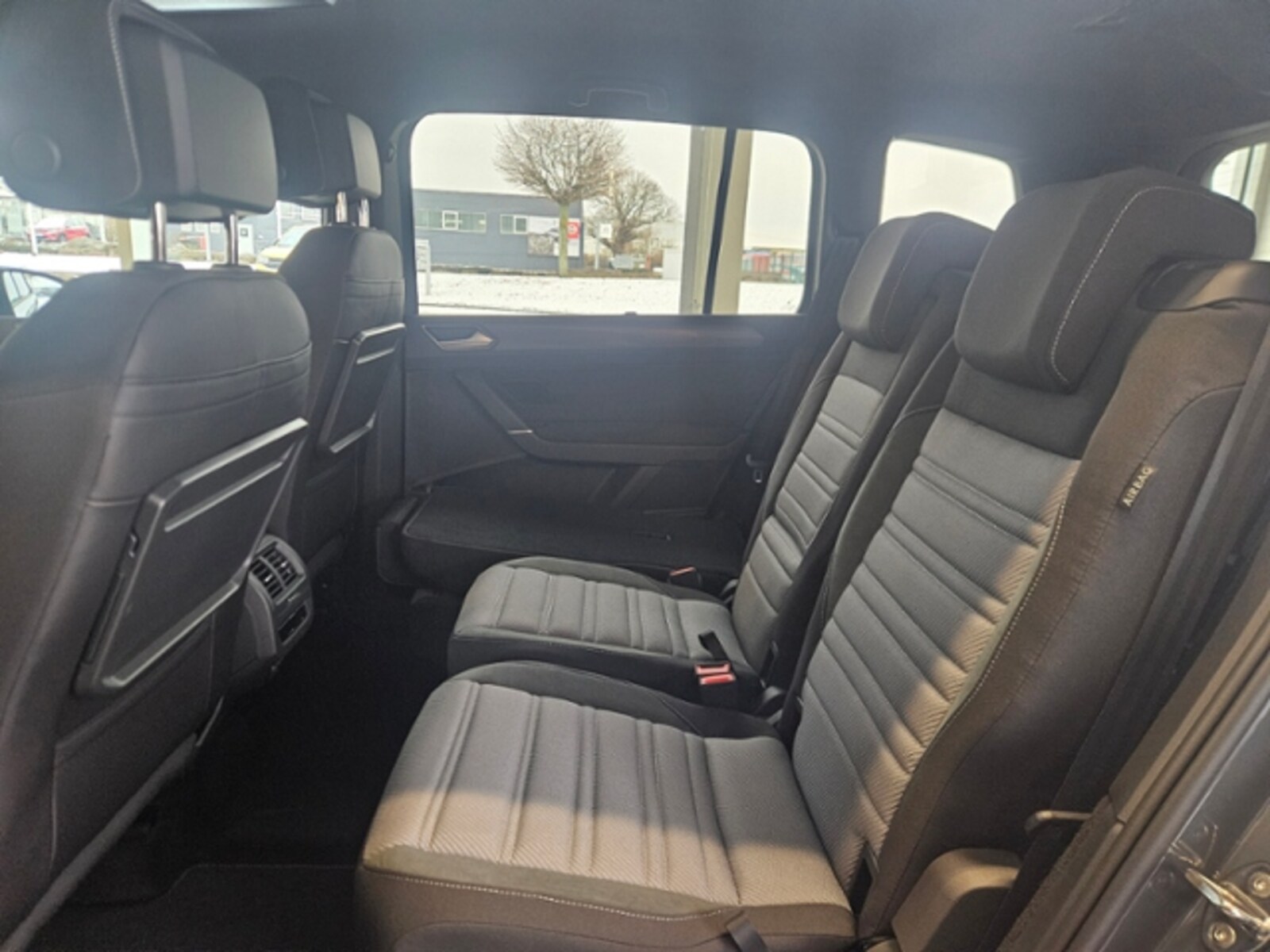 Volkswagen Touran – Bild 8