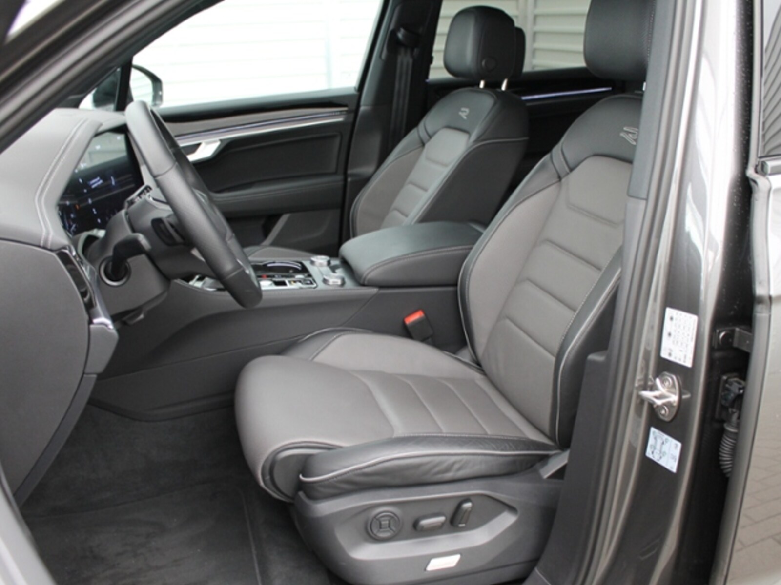 Volkswagen Touareg – Bild 13