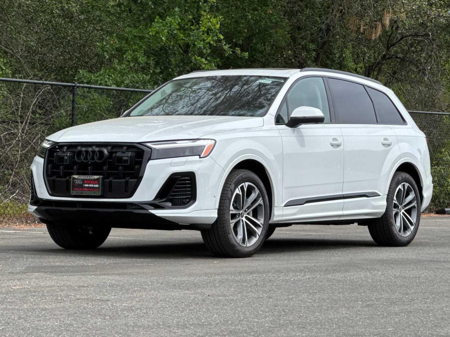 2026 Audi Q7 Premium - Photo 8