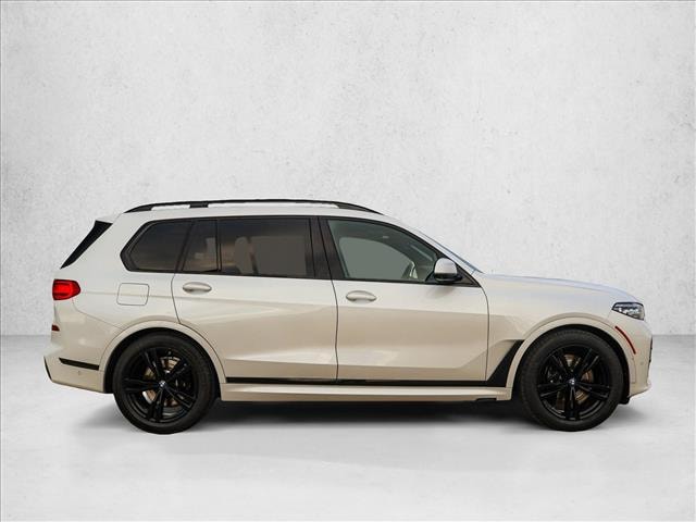 2022 BMW X7