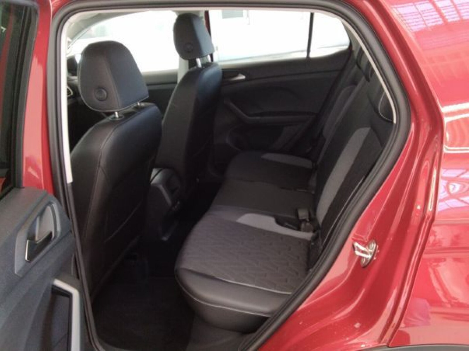 Volkswagen T-Cross – Bild 10