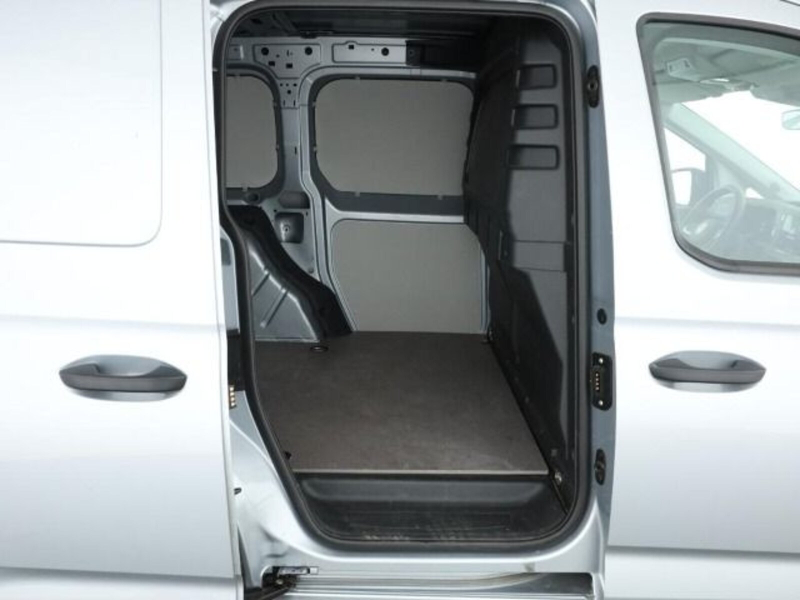 Volkswagen Caddy Cargo – Bild 7
