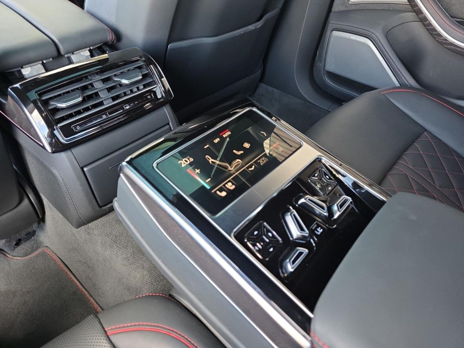 Audi S8 – Bild 11