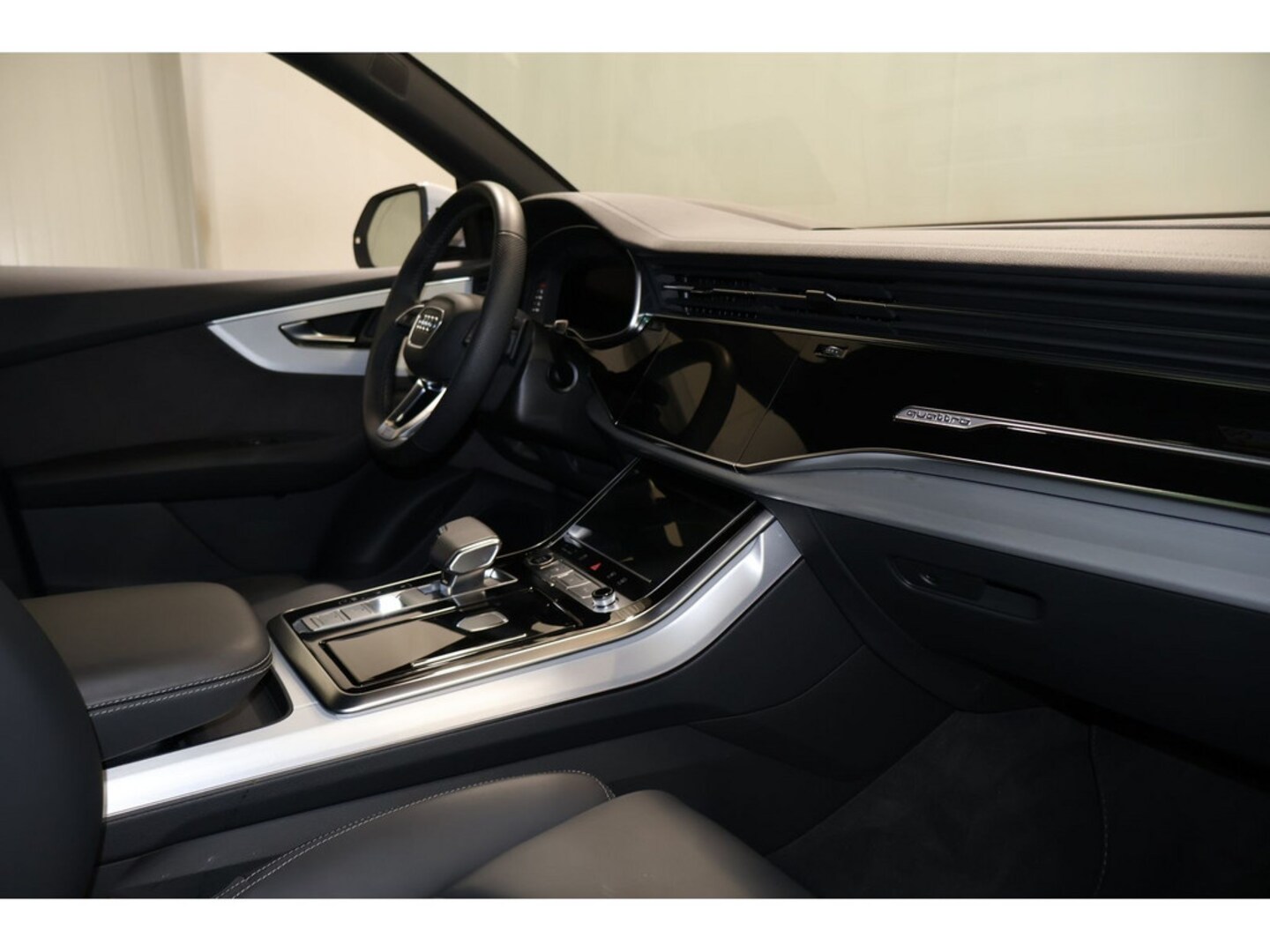 Bild über Audi Q8 SUV 50 TDI quattro tiptronic - für weitere Informationen kontaktieren Sie den Audi Partner