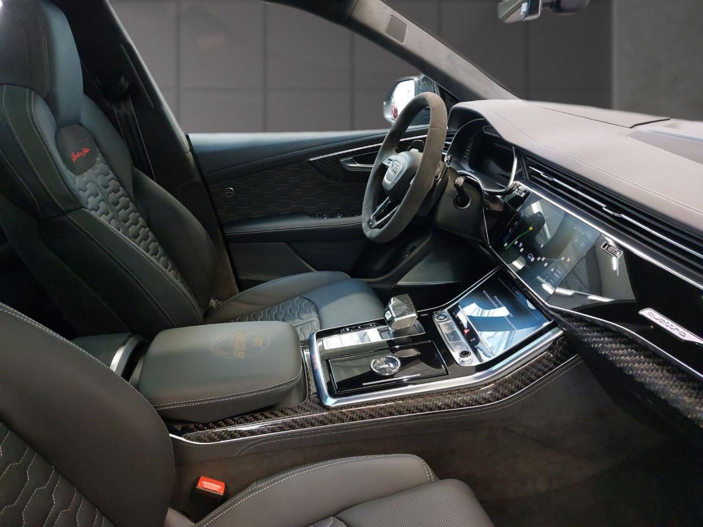 Audi RS Q8 SUV