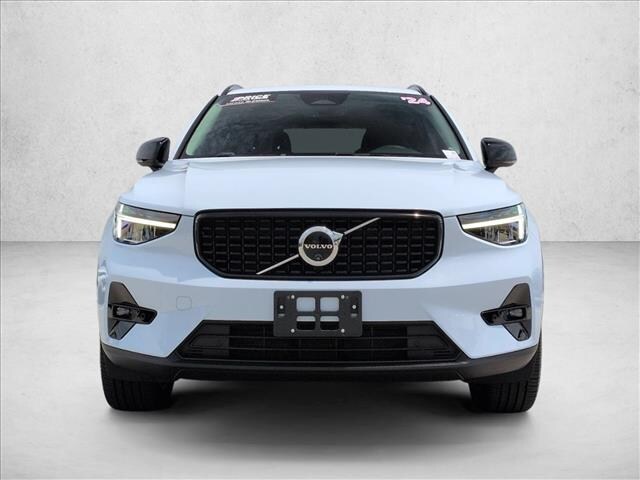 2024 Volvo XC40