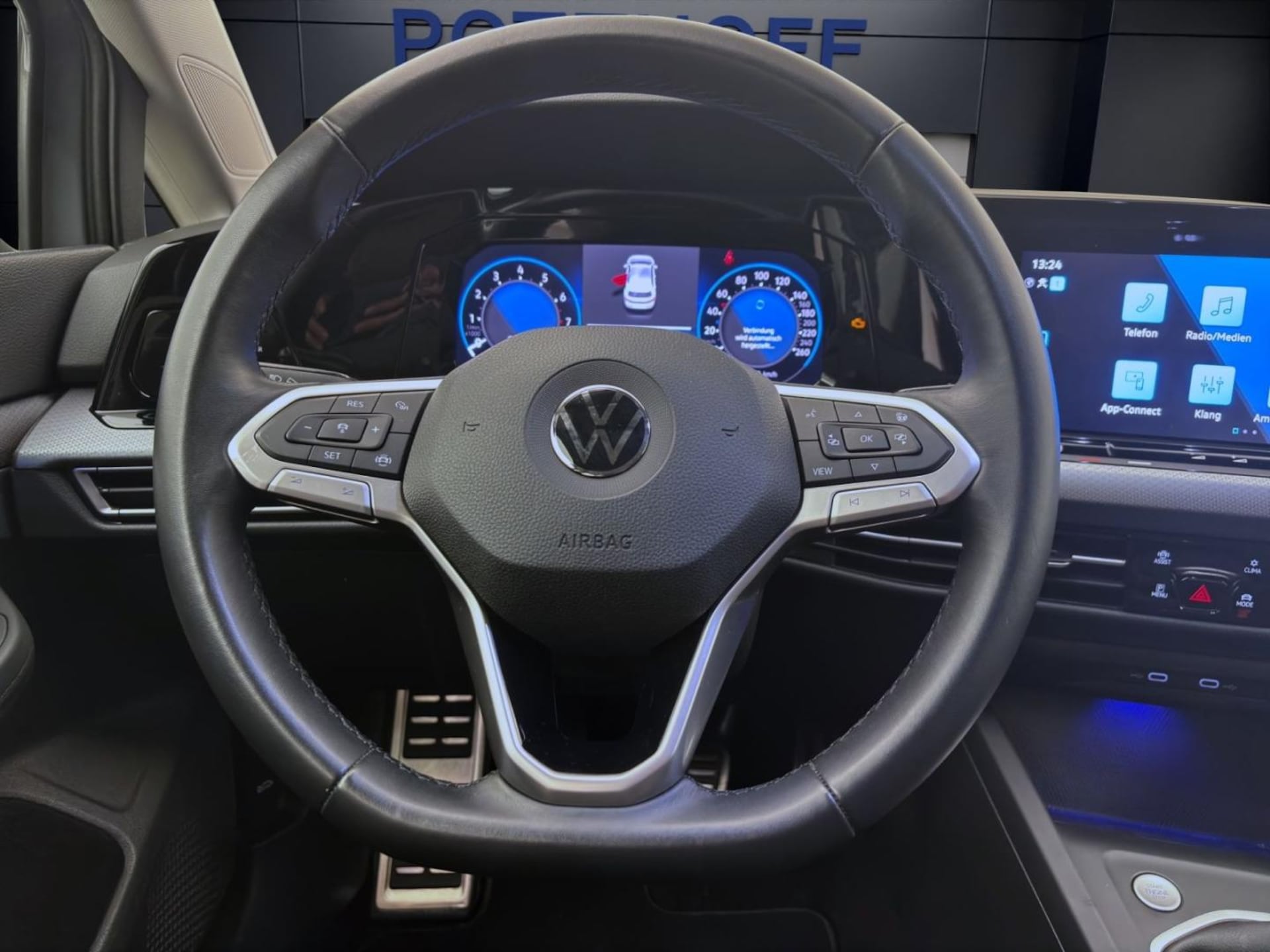 Volkswagen Golf Active
