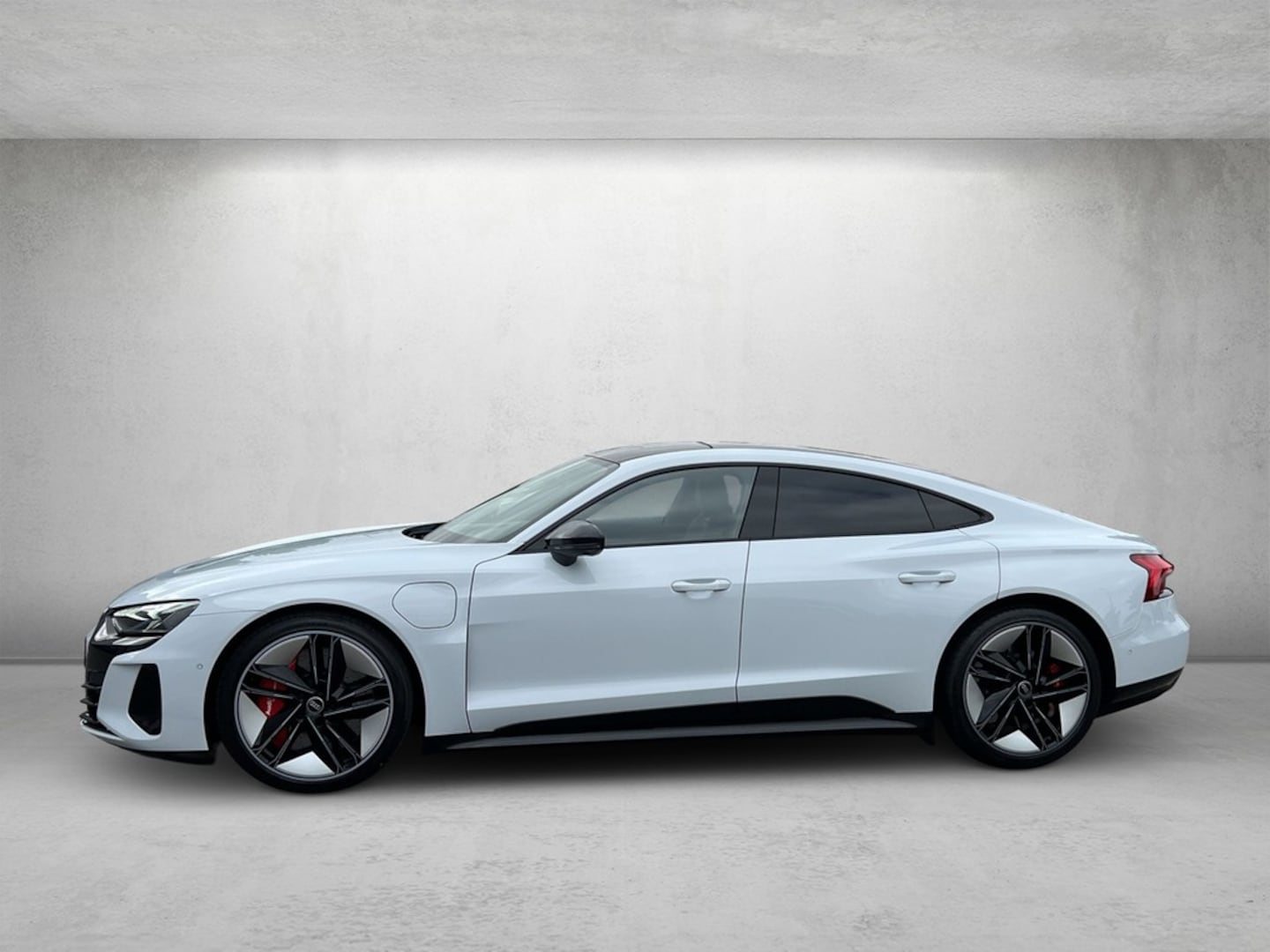 Bild über Audi RS e-tron GT e-tron quattro - für weitere Informationen kontaktieren Sie den Audi Partner