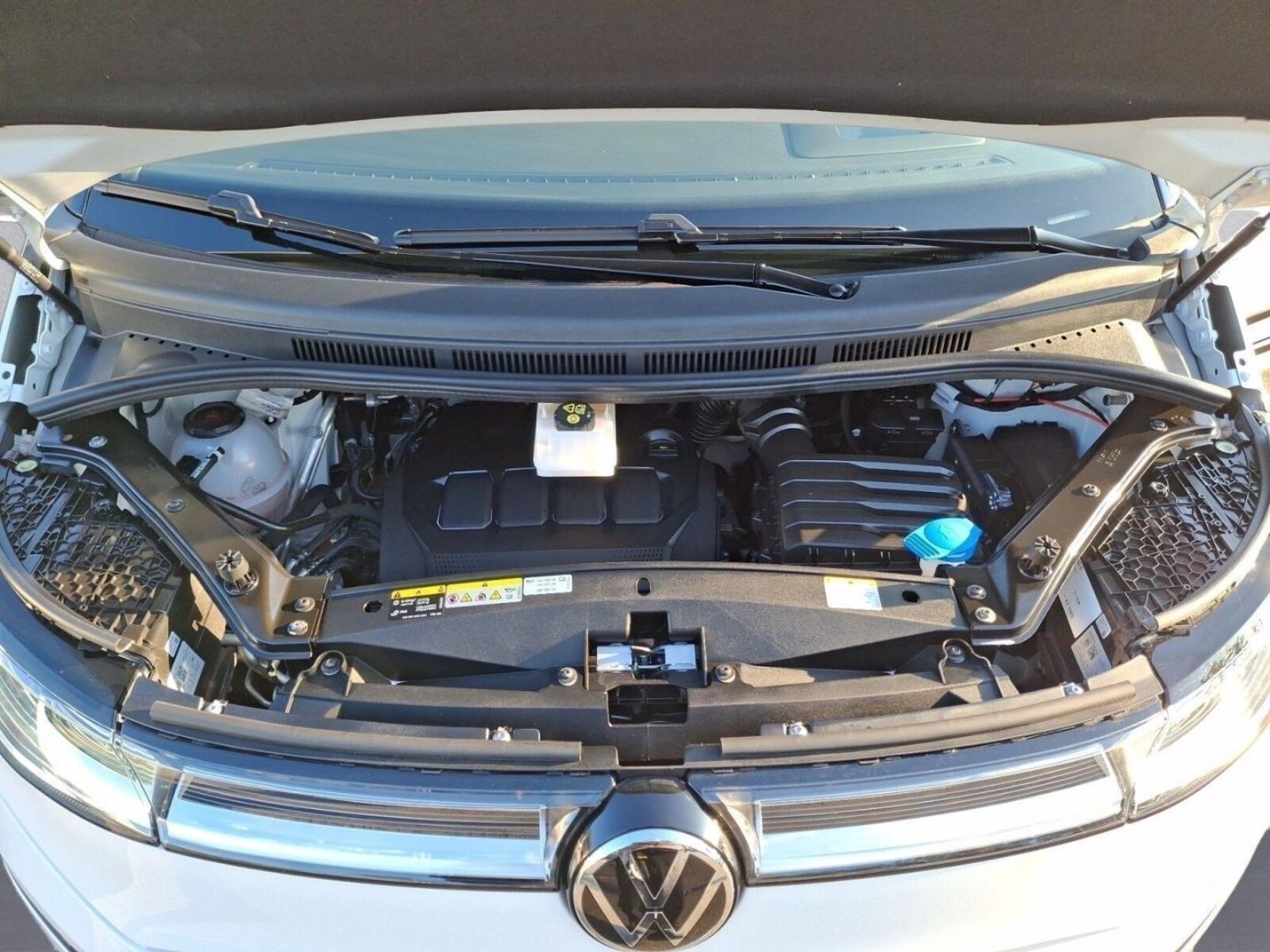 Volkswagen Multivan Langversion – Bild 16