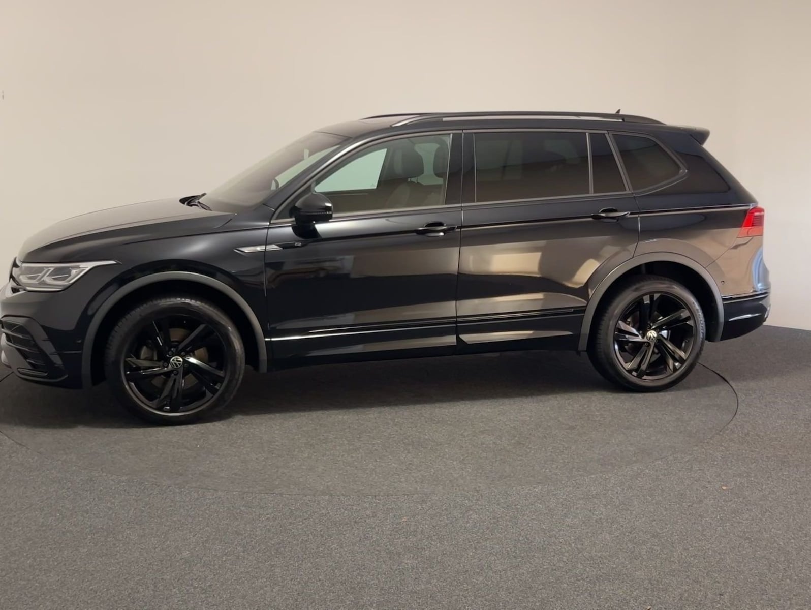Volkswagen Tiguan Allspace – Bild 3