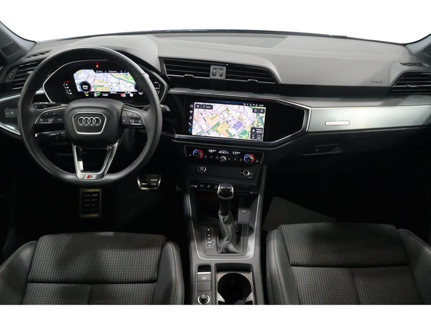 Bild über Audi Q3 Sportback S line 35 TDI S tronic - für weitere Informationen kontaktieren Sie den Audi Partner