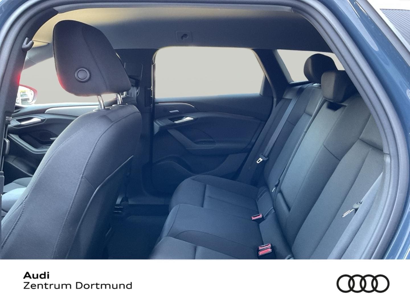 Bild über Audi A6 Avant e-tron e-tron performance - für weitere Informationen kontaktieren Sie den Audi Partner