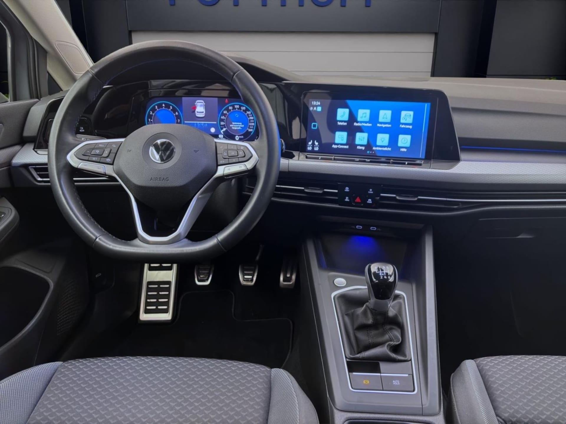 Volkswagen Golf Active