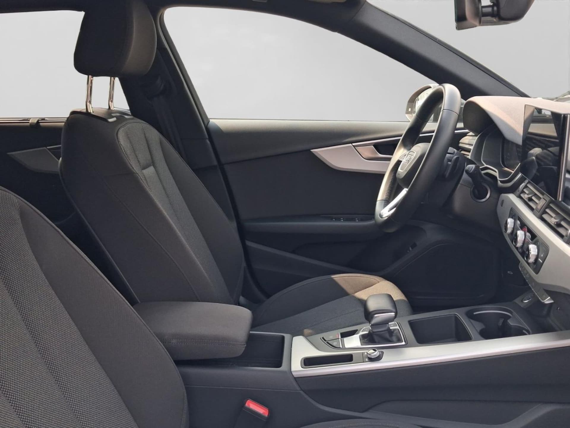 Audi A4 Avant S line