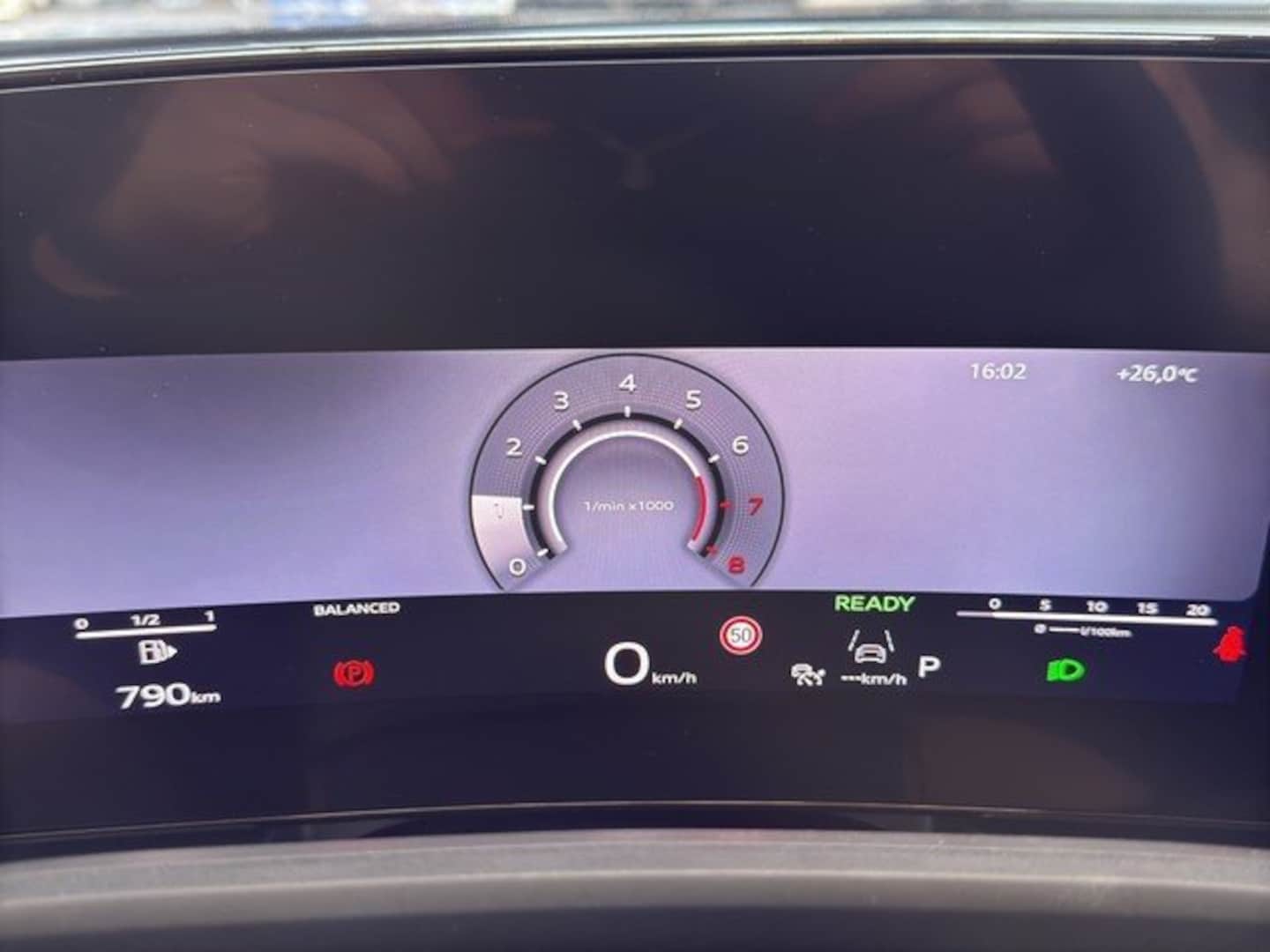 Bild über Audi Q3 SUV TFSI quattro 150 kW S tronic - für weitere Informationen kontaktieren Sie den Audi Partner