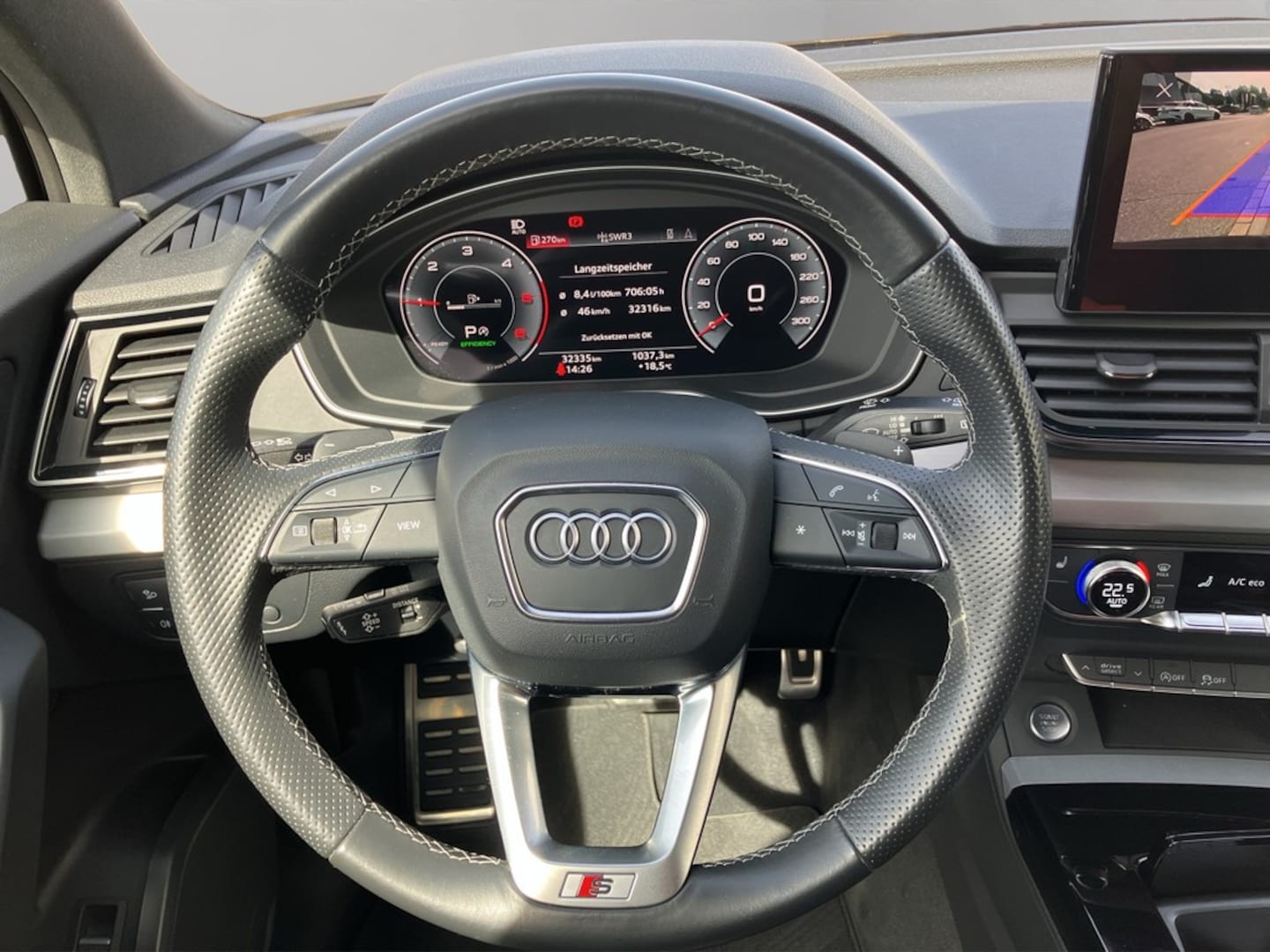 Bild über Audi Q5 40 TDI quattro S tronic - für weitere Informationen kontaktieren Sie den Audi Partner