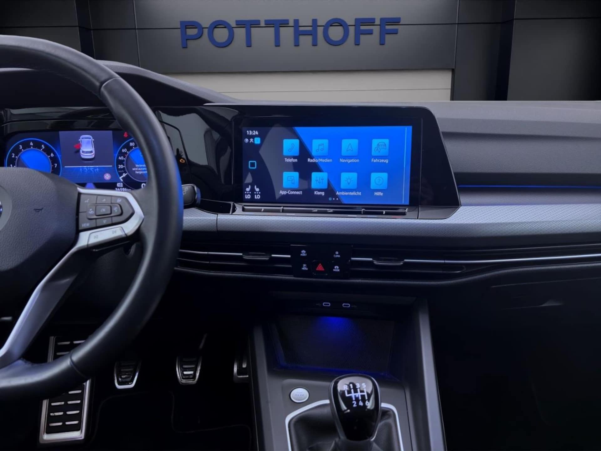 Volkswagen Golf Active