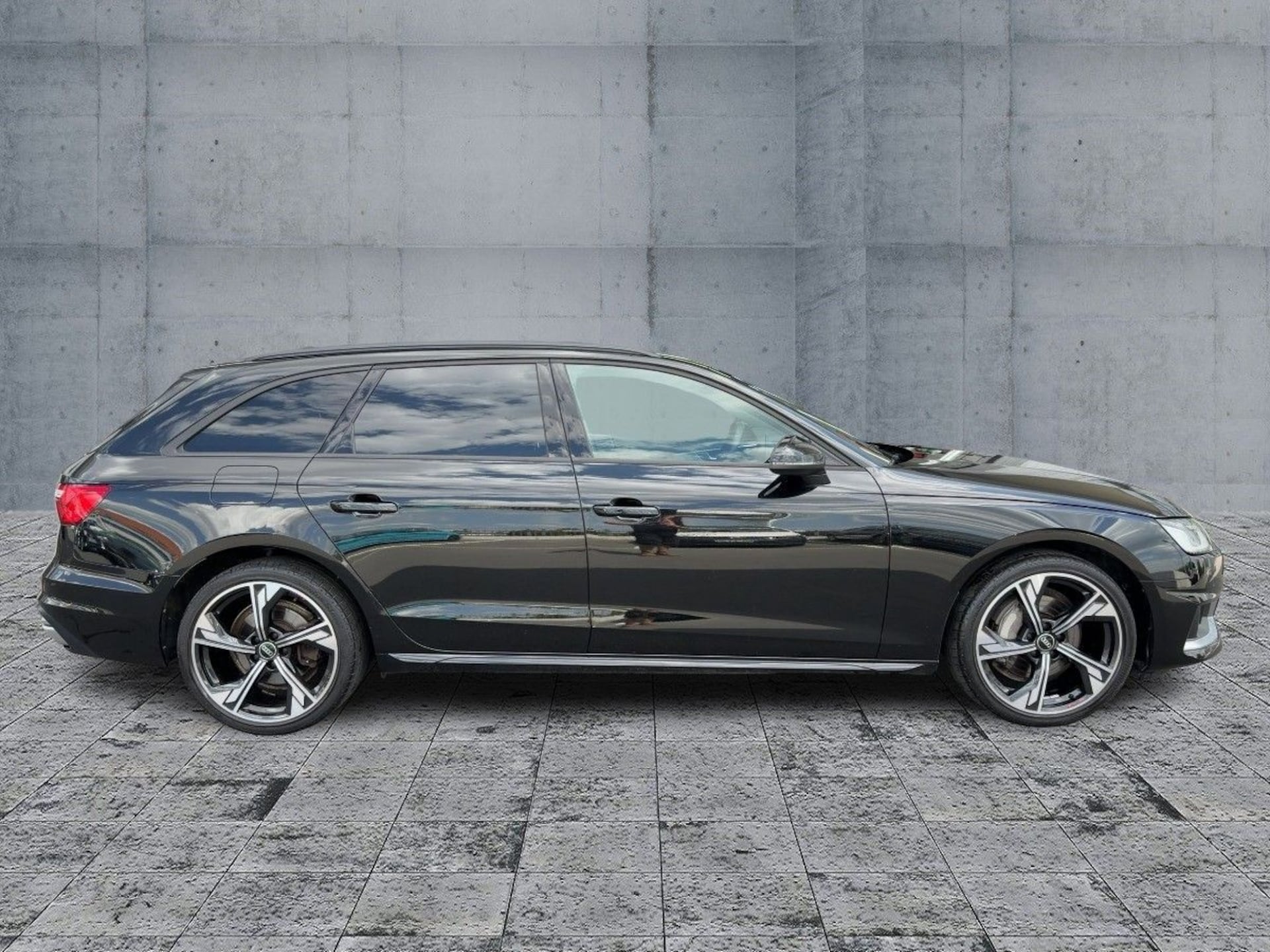 Audi A4 Avant Advanced