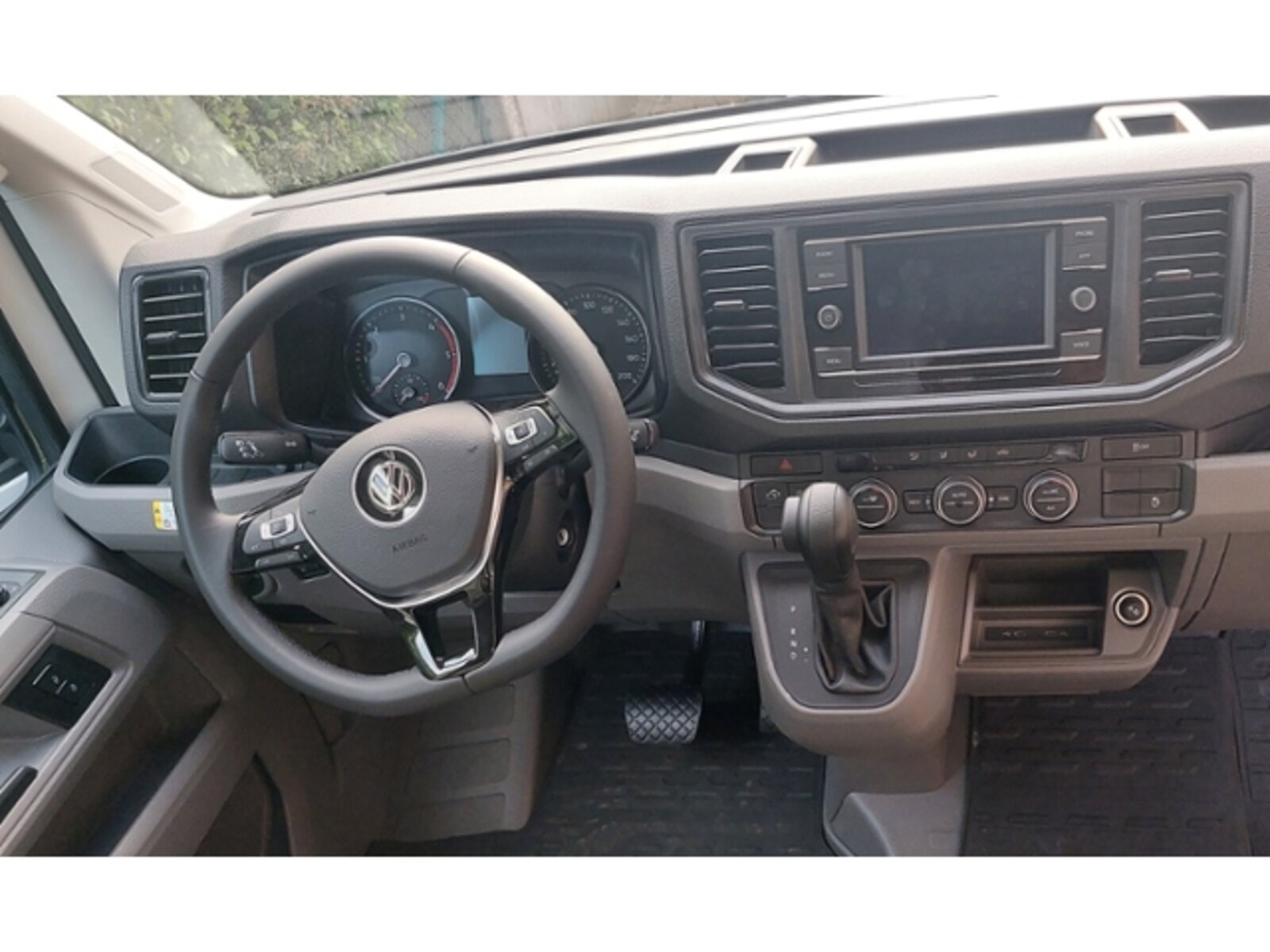 Volkswagen Grand California 600 – Bild 3