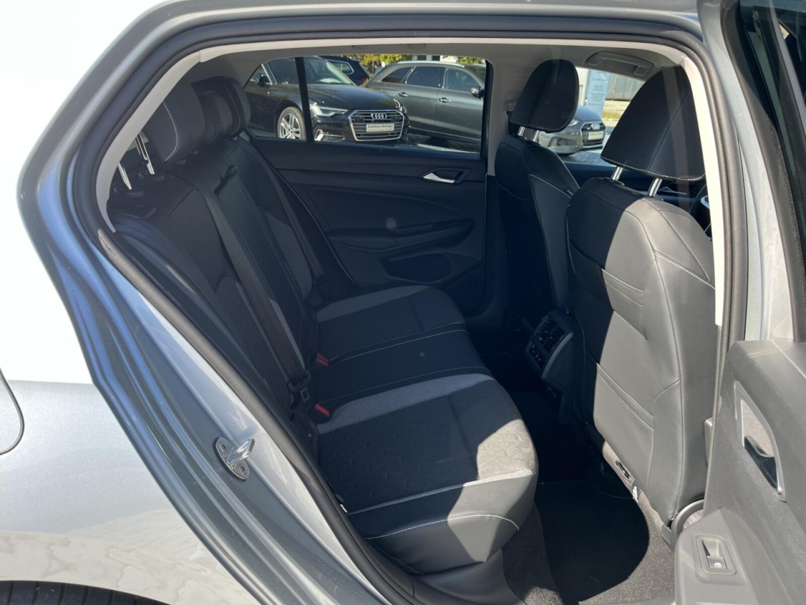 Volkswagen Golf – Bild 8
