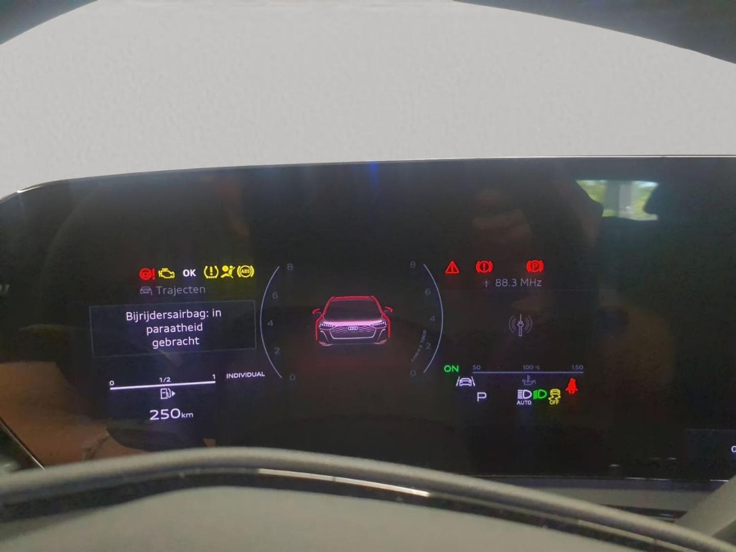 Bild über Audi S5 Avant TFSI 270 kW S tronic - für weitere Informationen kontaktieren Sie den Audi Partner