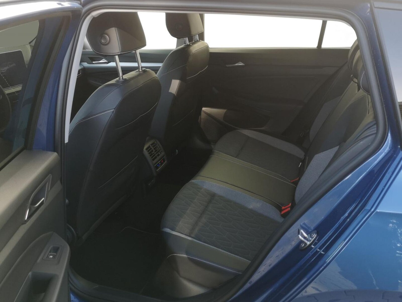 Volkswagen Golf Variant – Bild 18