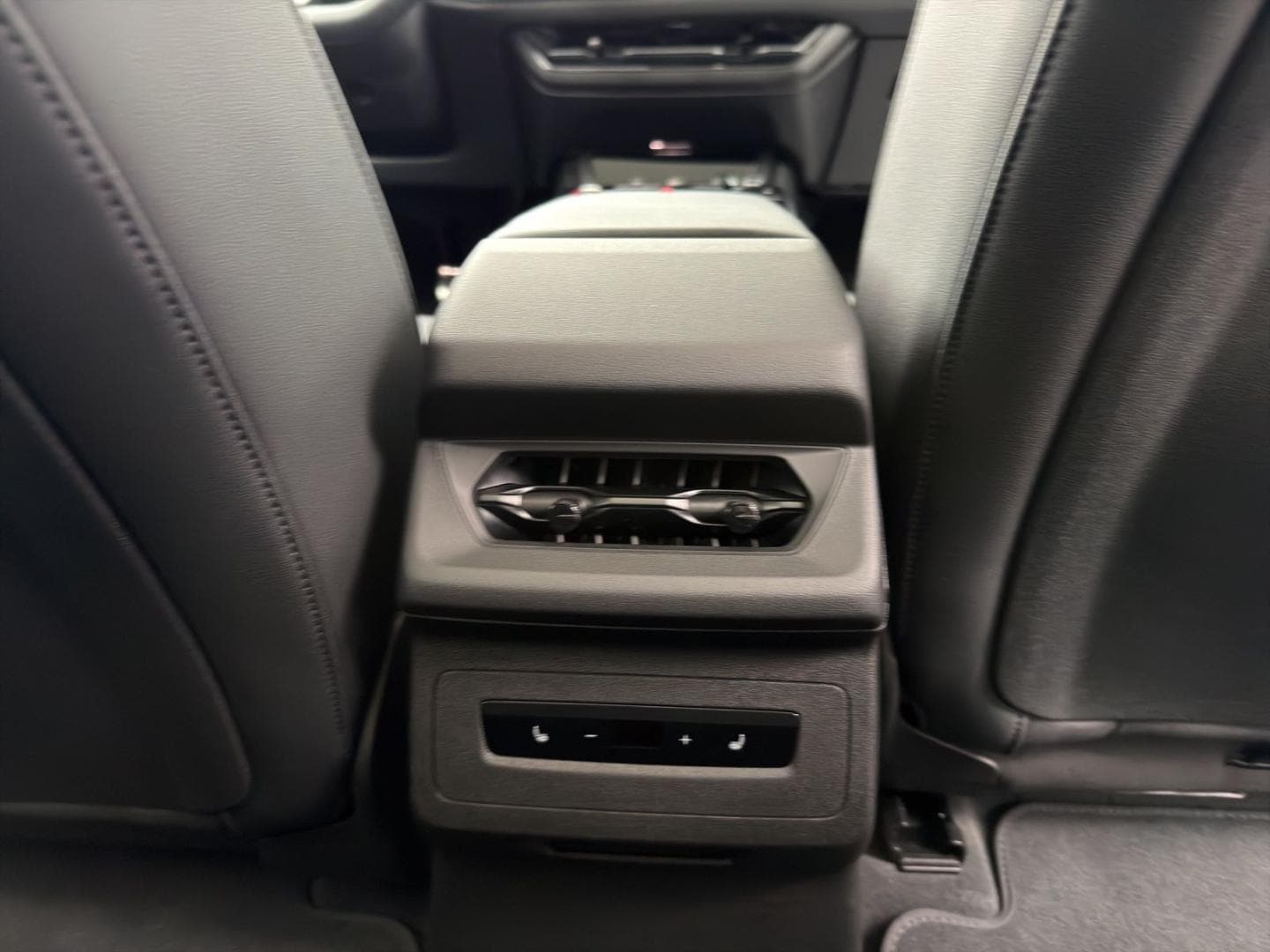 Bild über Audi A6 Avant e-tron S line business e-tron quattro 315 kW - für weitere Informationen kontaktieren Sie den Audi Partner