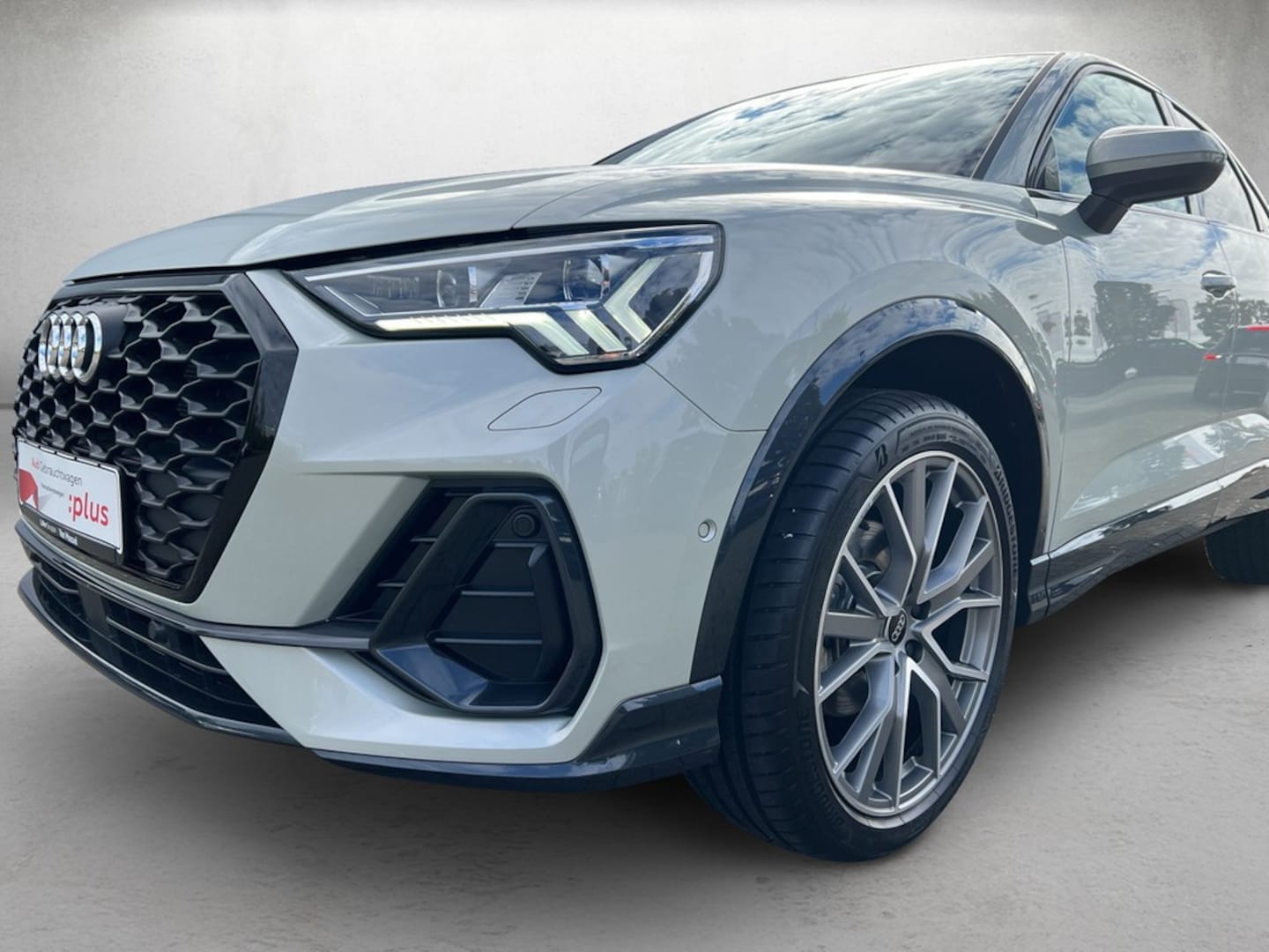 Bild über Audi Q3 Sportback TFSI 110 kW S tronic - für weitere Informationen kontaktieren Sie den Audi Partner
