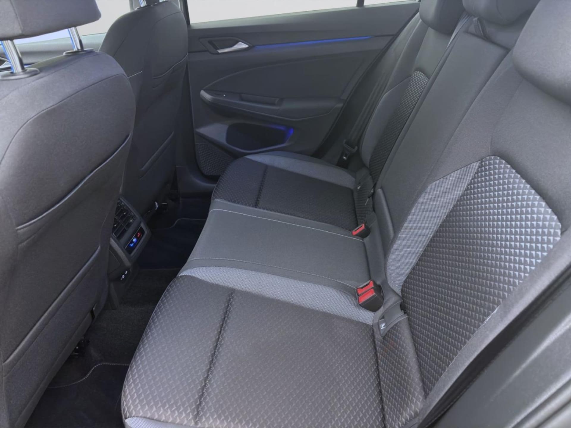 Volkswagen Golf Active