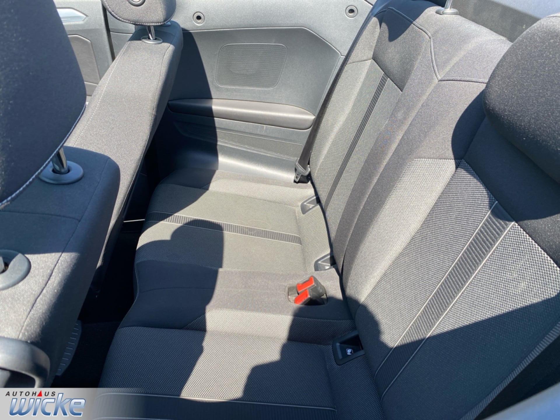 Volkswagen T-Roc Cabriolet Style