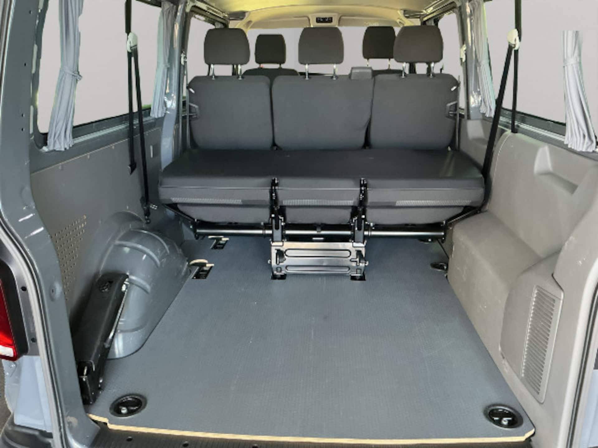 Volkswagen T6.1 Transporter Kombi langer Radstand