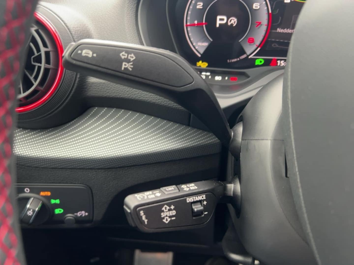 Bild über Audi Q2 S line 35 TFSI S tronic - für weitere Informationen kontaktieren Sie den Audi Partner
