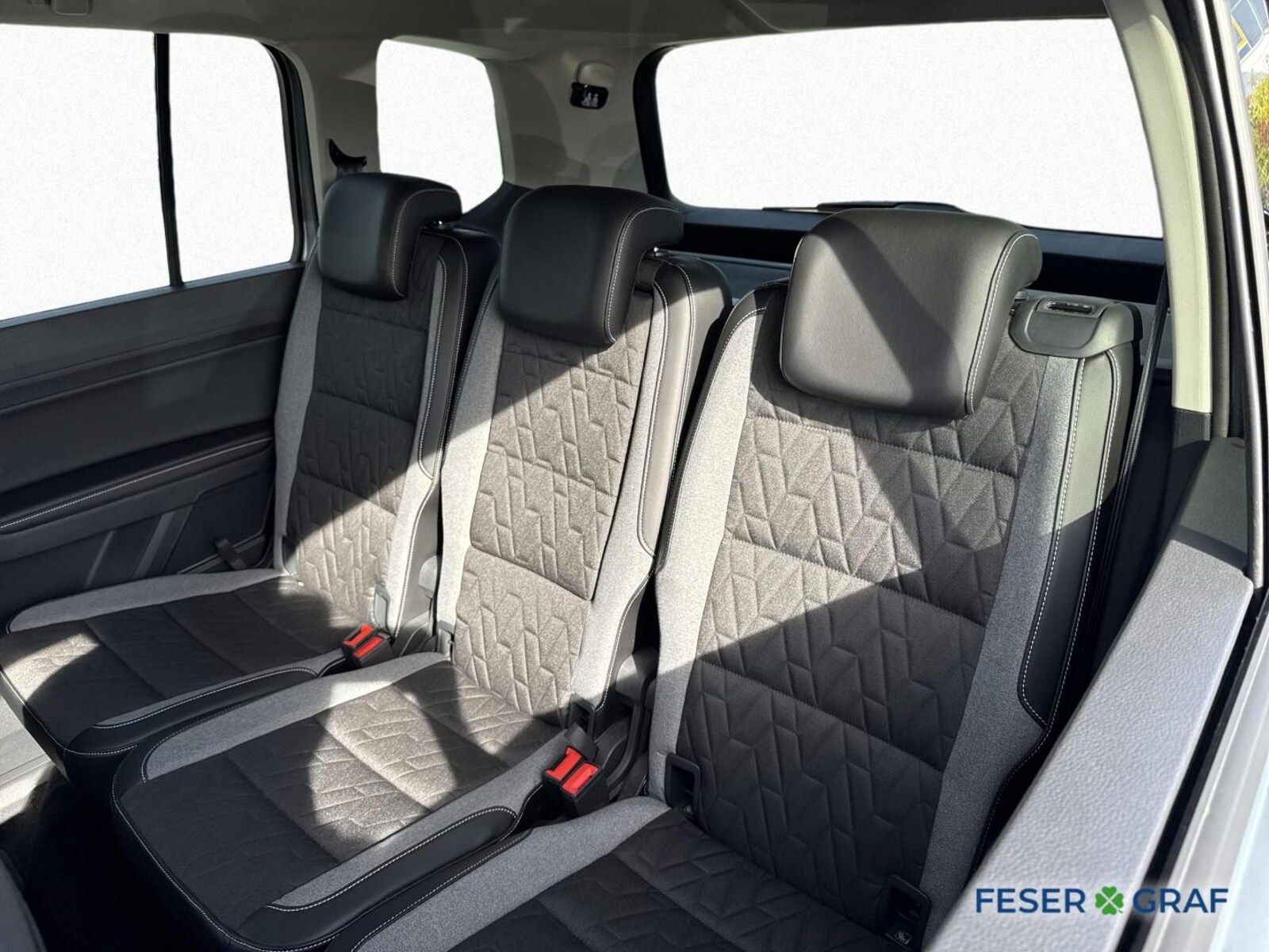 Volkswagen Touran – Bild 12
