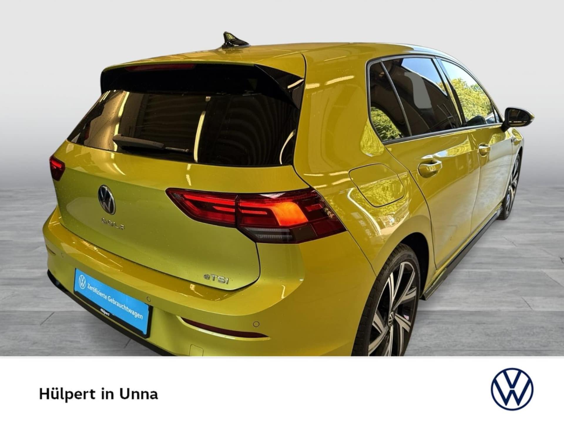 Volkswagen Golf R-Line