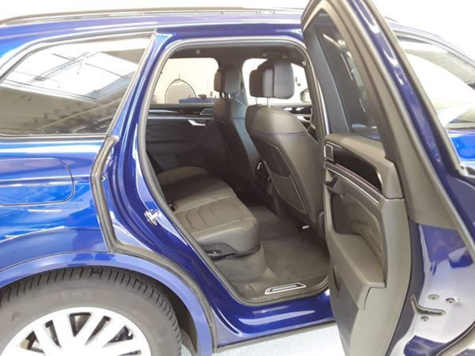 Volkswagen Touareg R