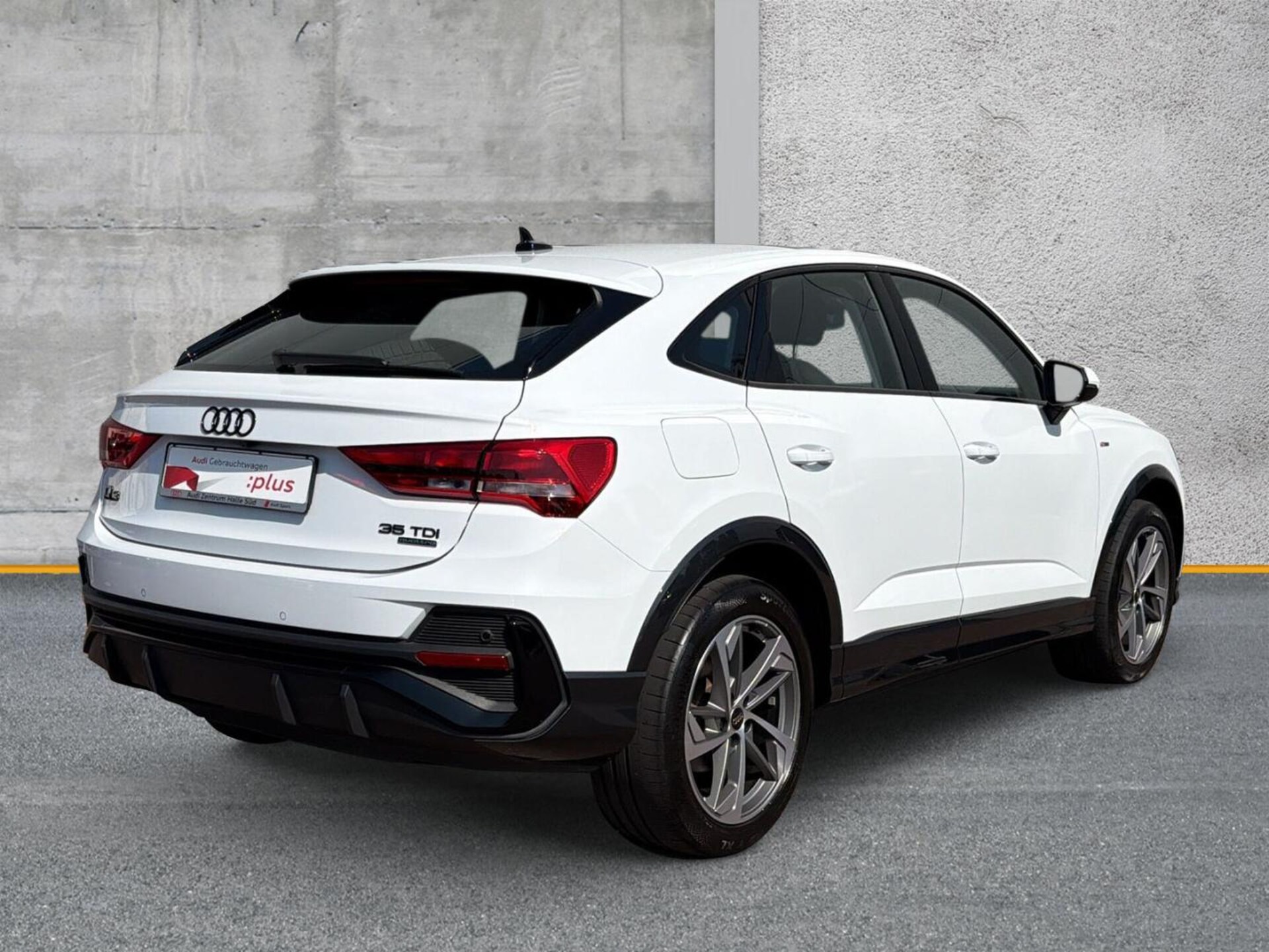 Audi Q3 Sportback S line