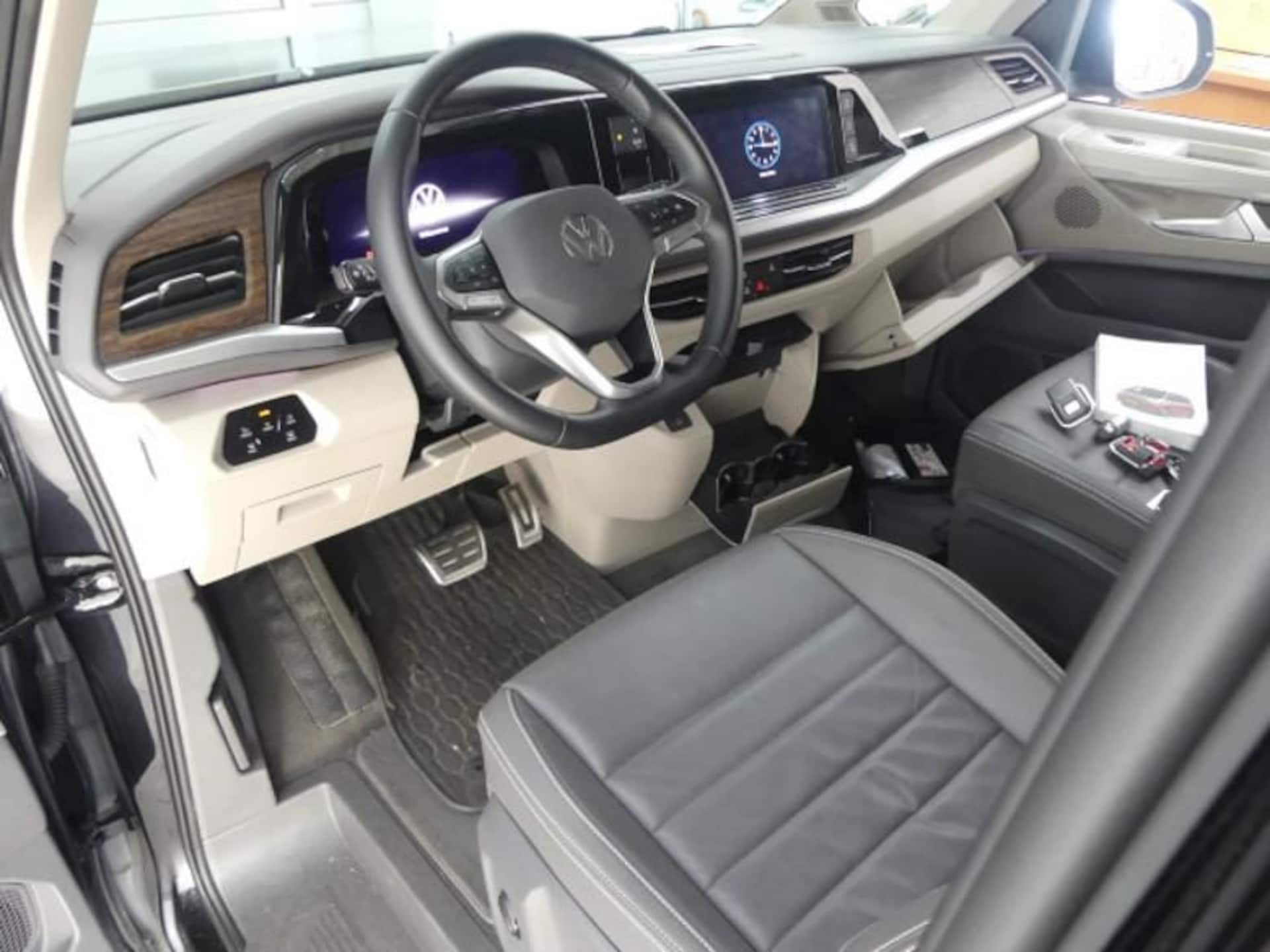 Volkswagen Multivan Langversion Style